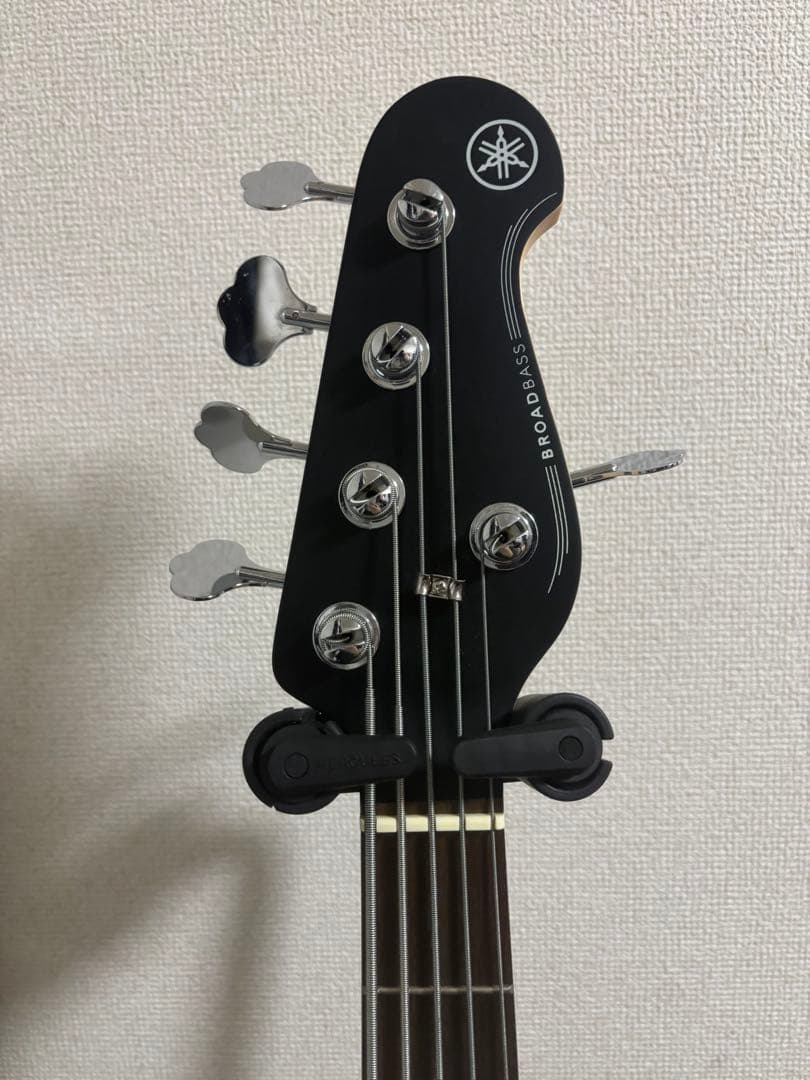 YAMAHA BB235 5弦ベース　ヤマハ