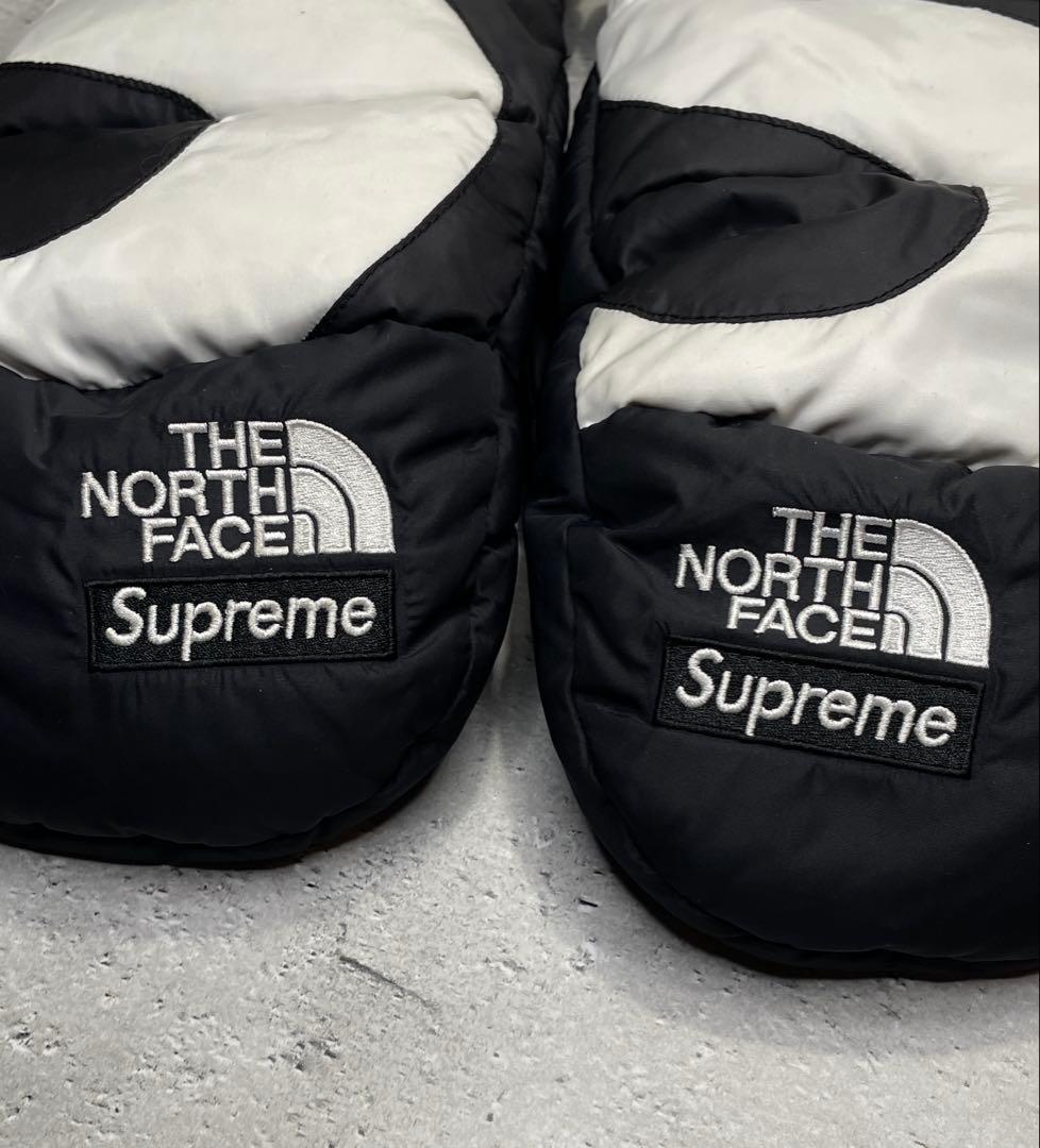 特典【 Supreme×THE NORTH FACE 】S Logo Mitts