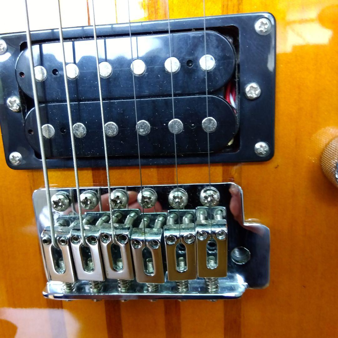 SPEAR GUITAR ストラトタイプ