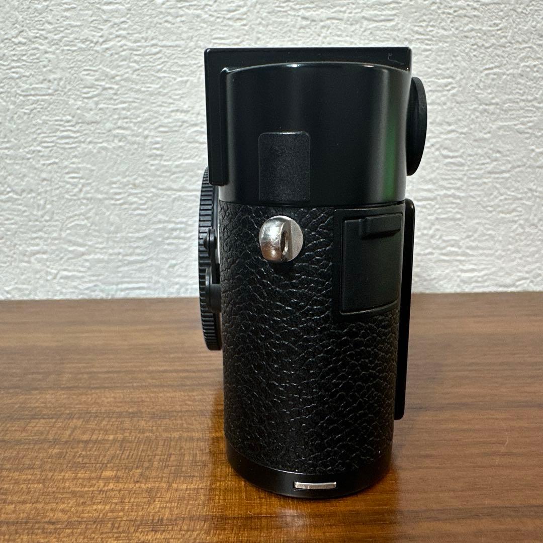 ライカ M9-P ブラックペイント バッテリー2個付きCCD対策済　777ゾロ目