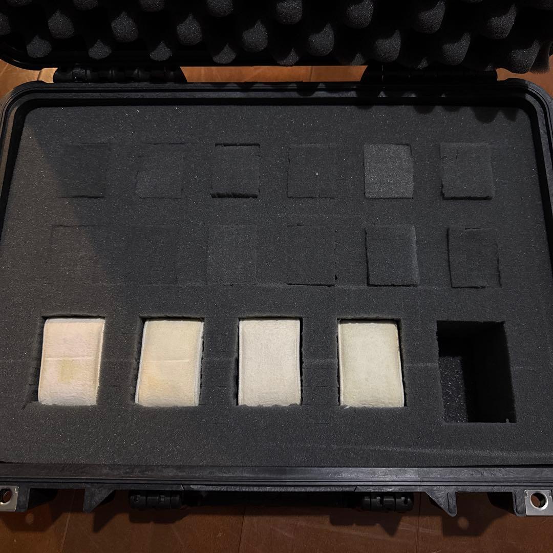 ペリカンケースPelican 1500 Case ブラックフォーム時計ケース化