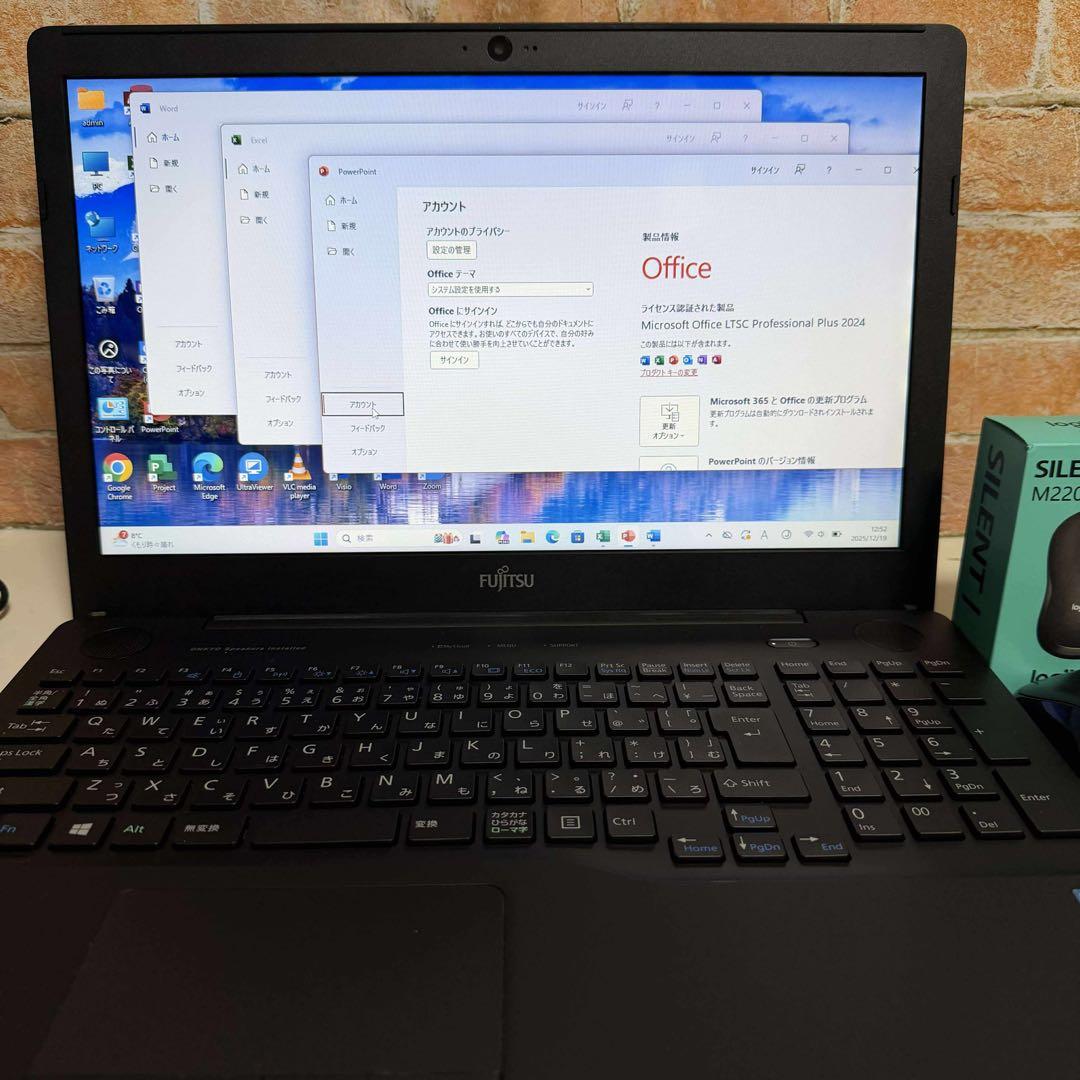 美品　富士通ノート PC SSD メモリ8GB Windows11 オフィス付き