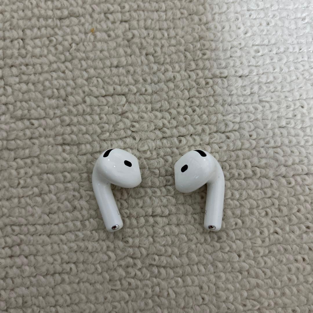 AirPods本体 ホワイト