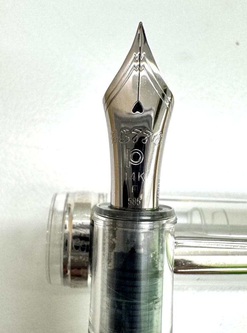 新品未使用★PLATINUM 　万年筆 3776 ペン先14KWG　F　585