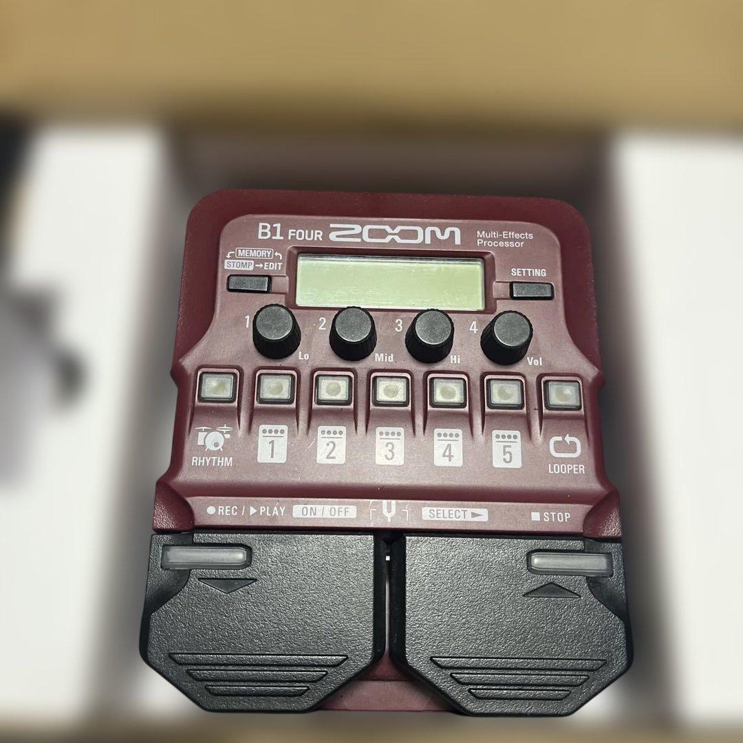 ZOOM B1 FOUR ベースエフェクター