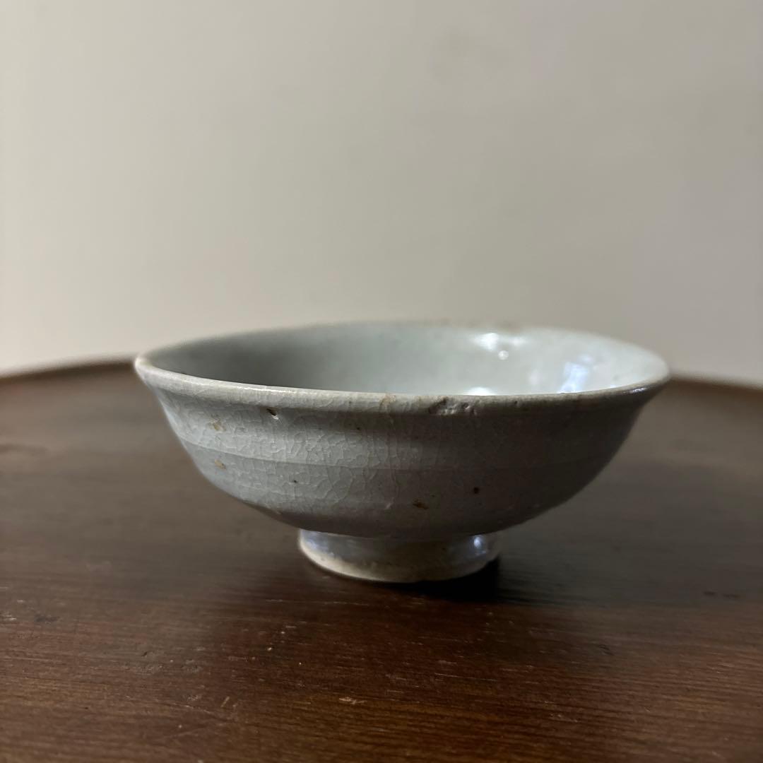 李朝盃　小鉢　白磁　堅手　小服茶碗　韓国アンティーク　古道具　古民芸　古陶磁