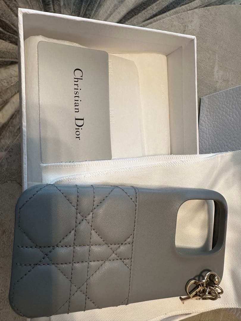 Christian Dior グレー iPhoneケース