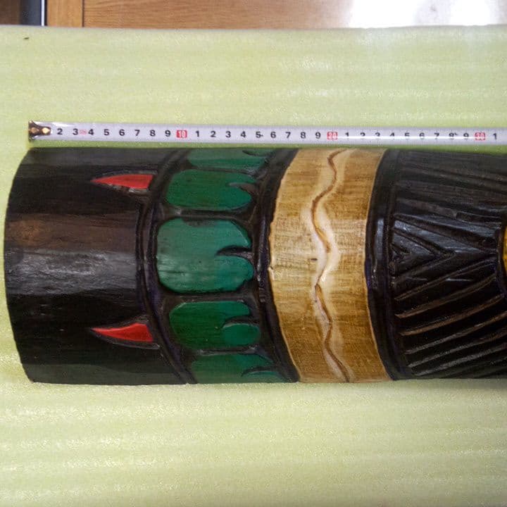 インドネシア製　壁掛け木彫　オブジェ　木製　木彫り　雑貨　インテリア　魔除け