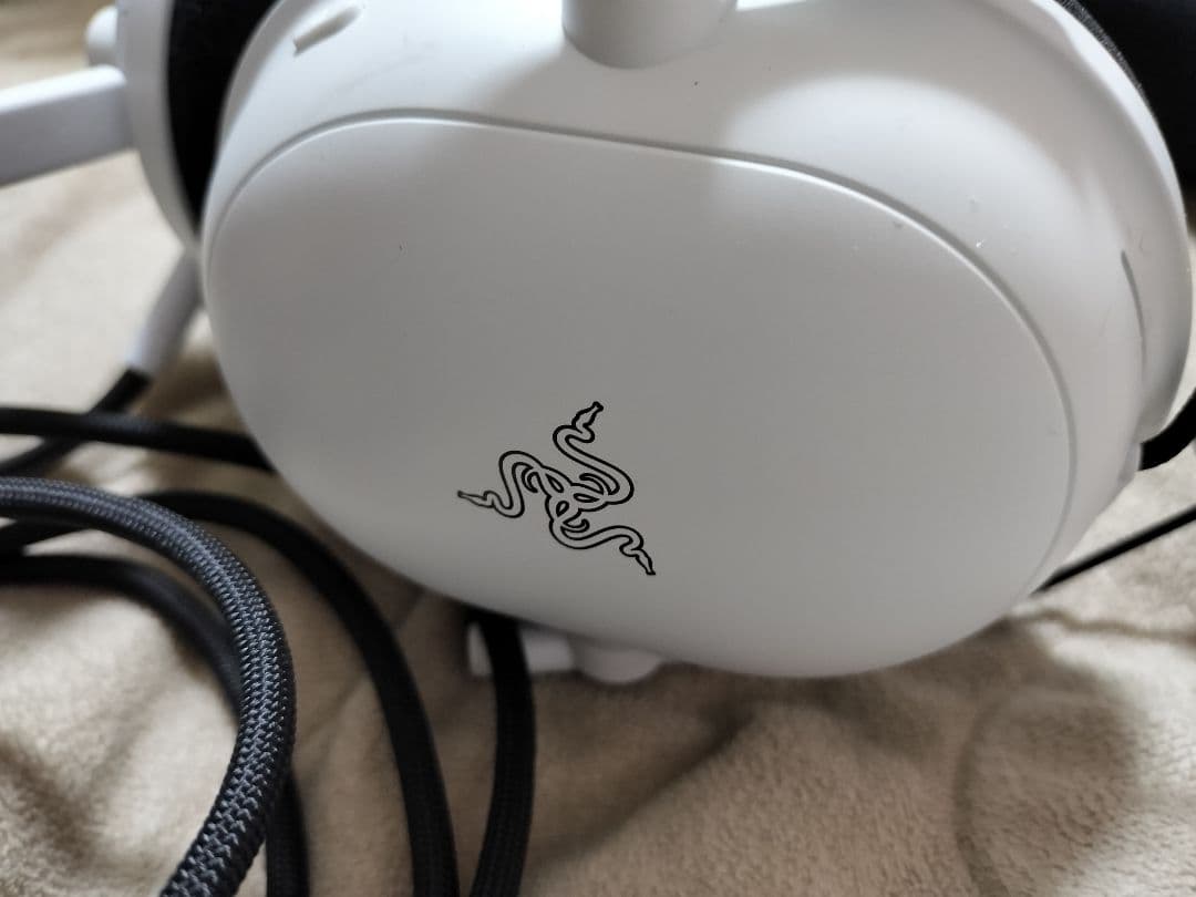 ヘッドホン Razer BlackShark V2 Pro White Edition