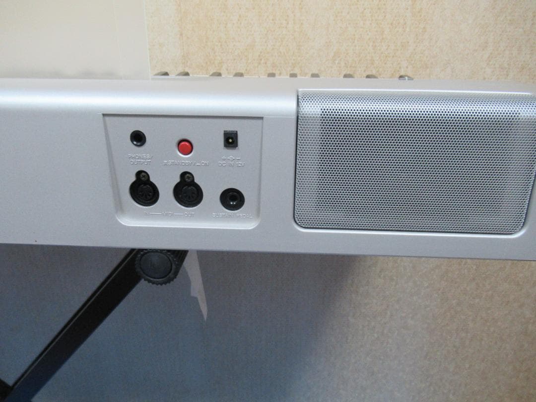 ヤマハ　P-60S　スタンド付き