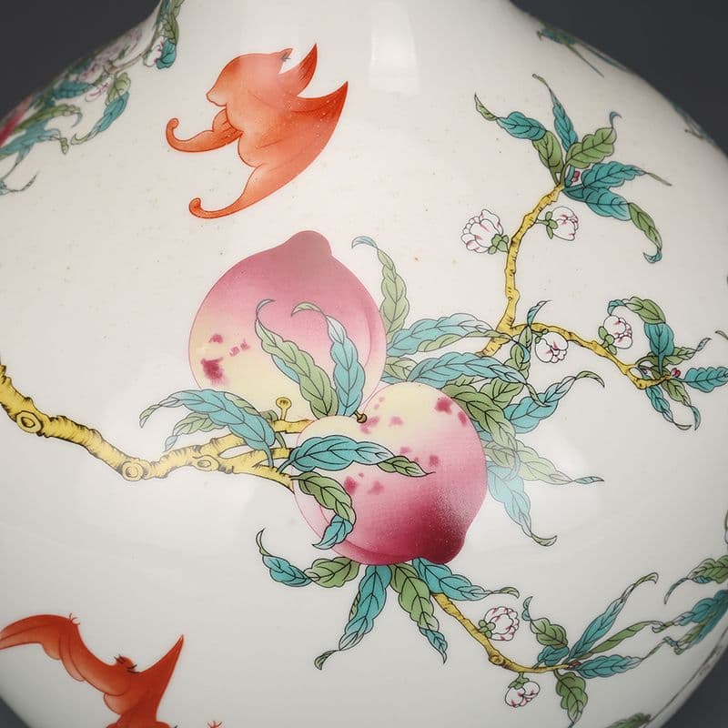 清乾隆粉彩福寿九桃天球瓶 景徳鎮 陶磁器 装飾品 現代工芸品 美術品 置物