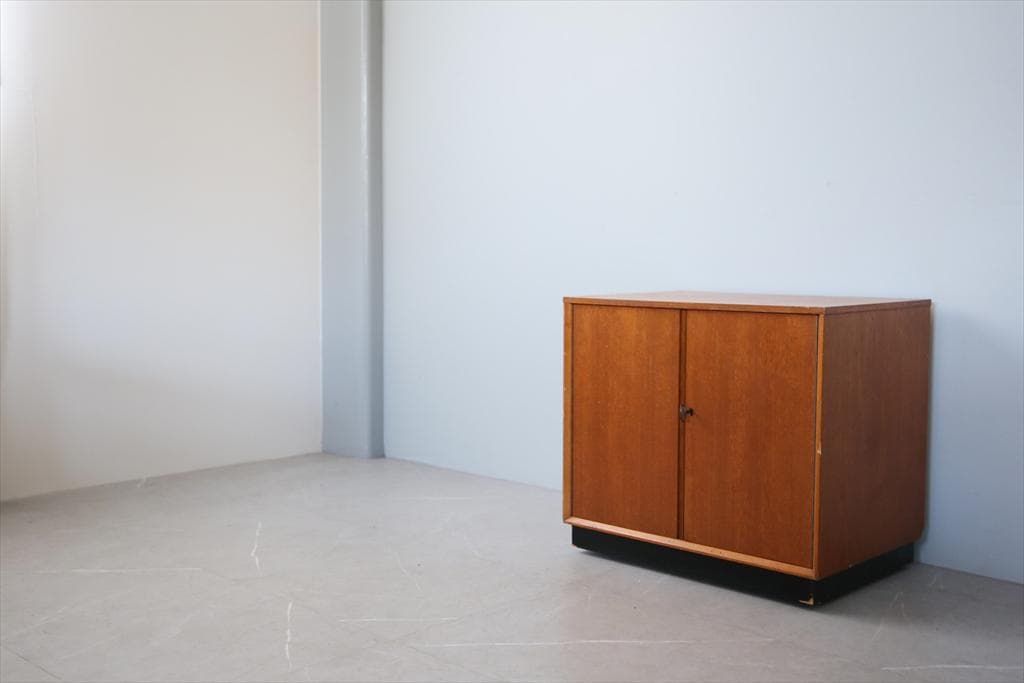 英国アンティークチーク古木キャビネット/木製キッチン収納/飾り棚(91-220)