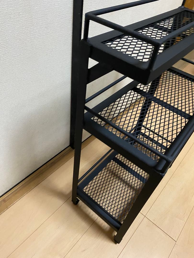 アイアンシェルフ　アイアンラック　インダストリアル 植物棚　アガベ　多肉植物