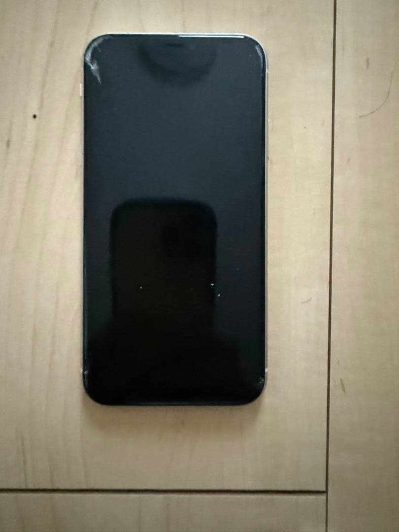 iPhone11 64GB 本体 画面ひび割れあり