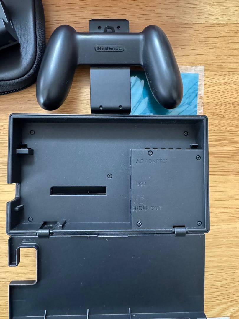 ニンテンドー　Switch 本体　コントローラー　充電スタンド　セット販売　中古