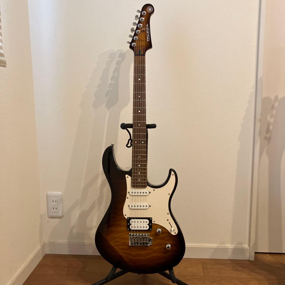エレキギター　ヤマハ　パシフィカ