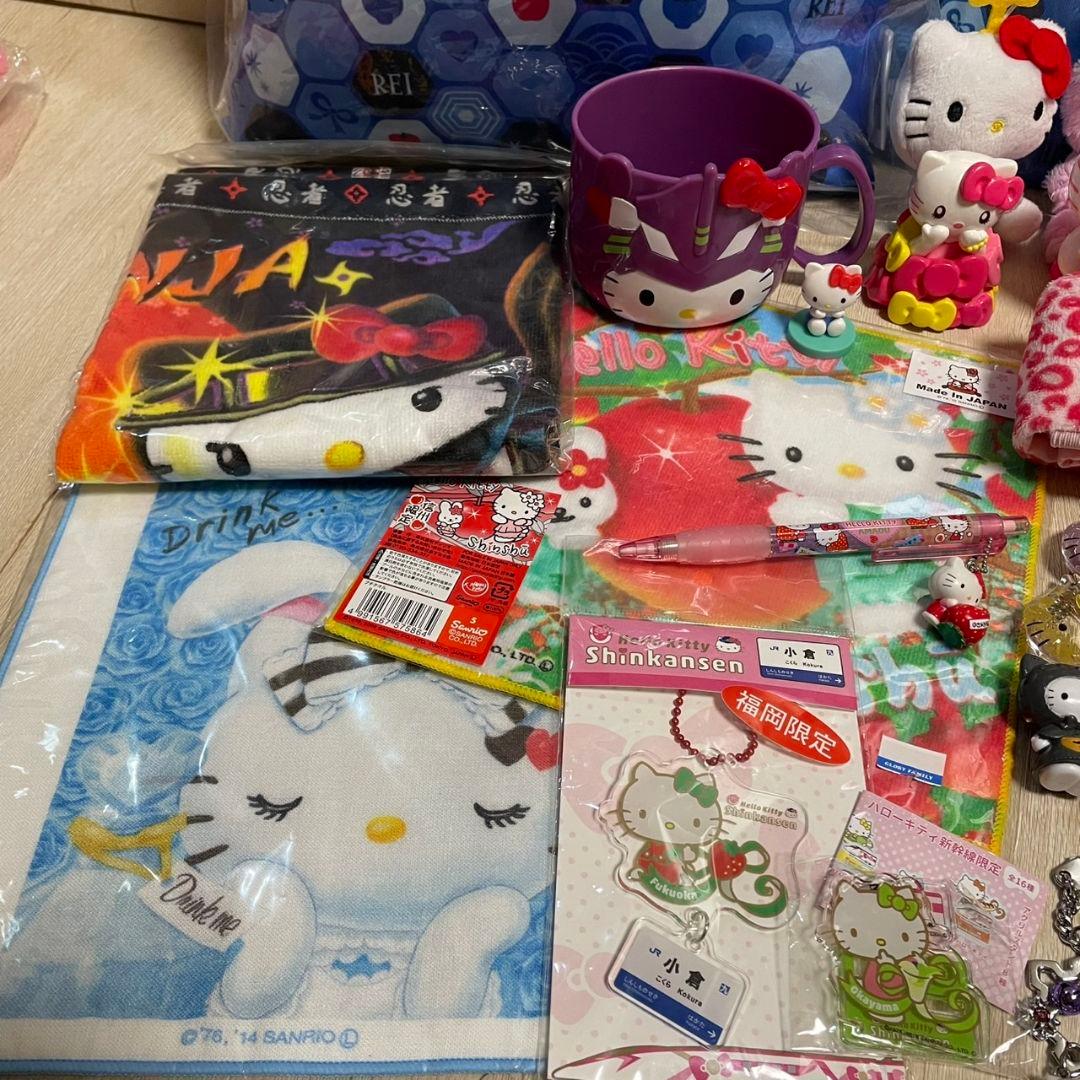 最終価格 ハローキティ エヴァコラボ ご当地キティ キーホルダー 雑貨