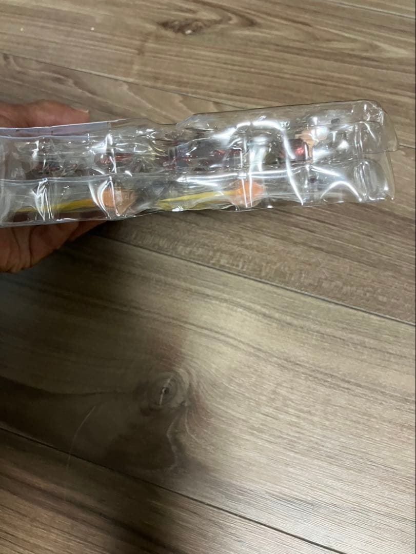 アイアンマン MK-85 & マーベル・レスキュー セット