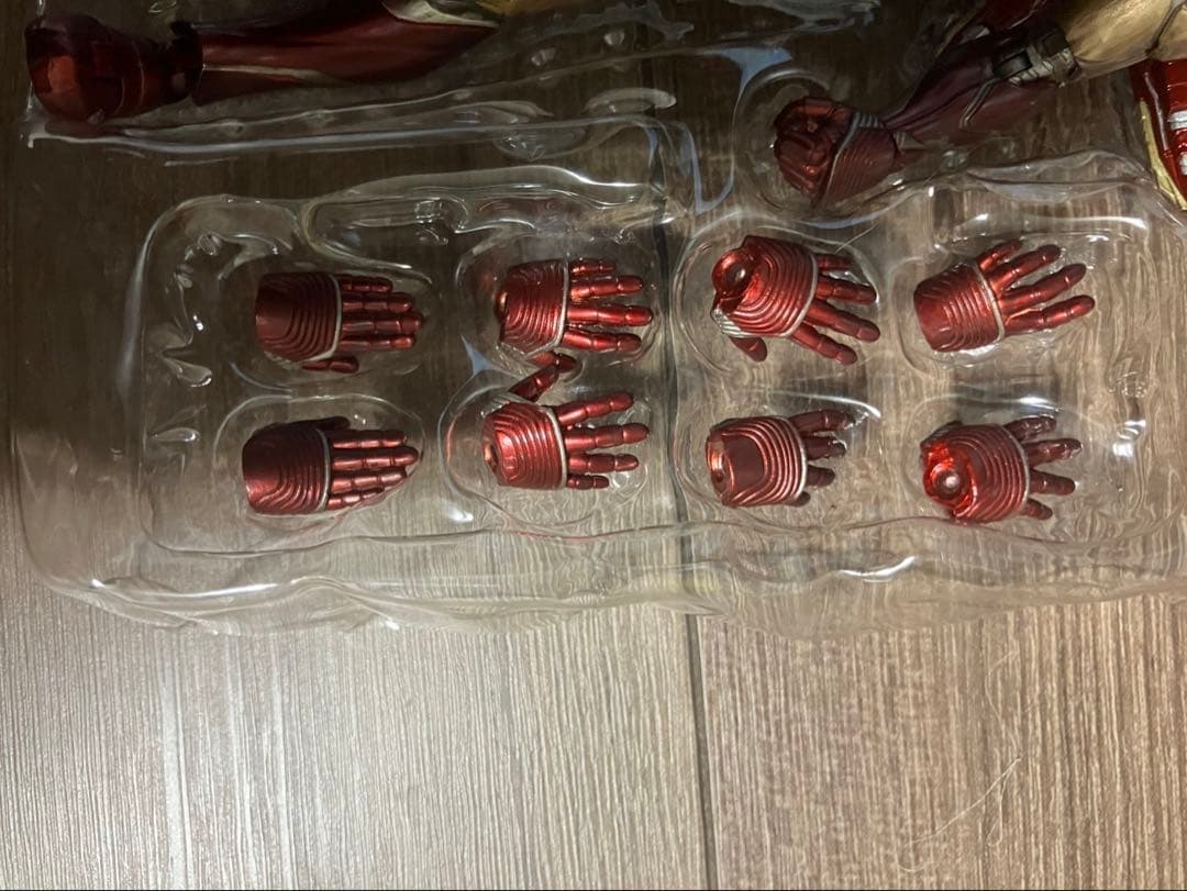 アイアンマン MK-85 & マーベル・レスキュー セット