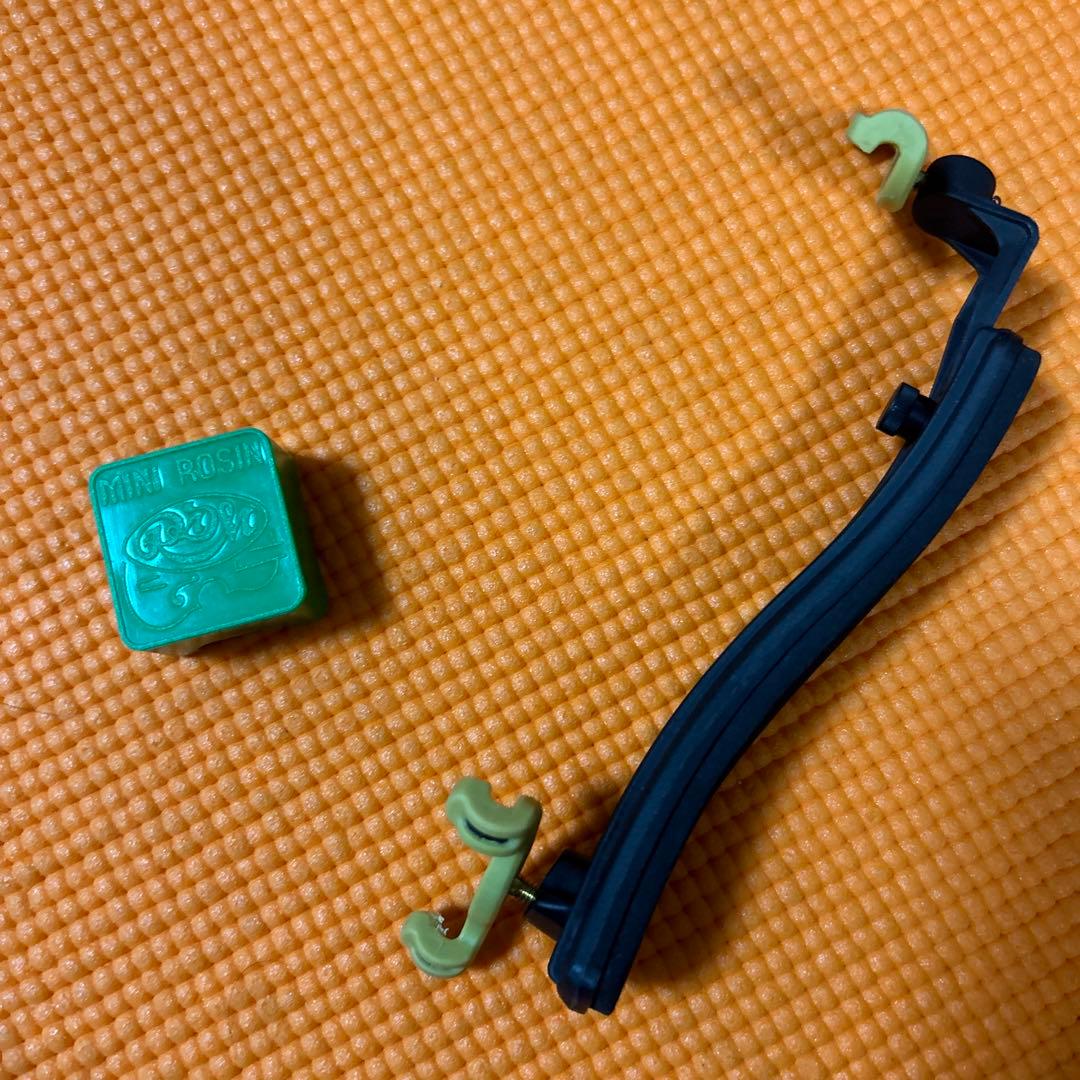 バイオリンと赤いケース付き　ハーフ　1/2