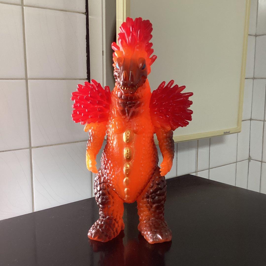 円谷コミュニケーションズ　ベロクロンミサイル全弾発射　怪獣郷　美品