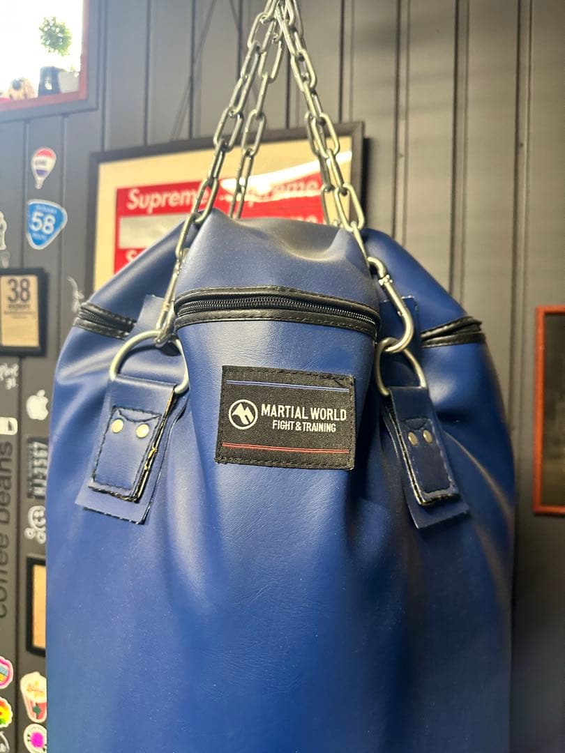 ボクシング 格闘技 ダイエット サンドバッグ　マーシャルワールド　トレーニング