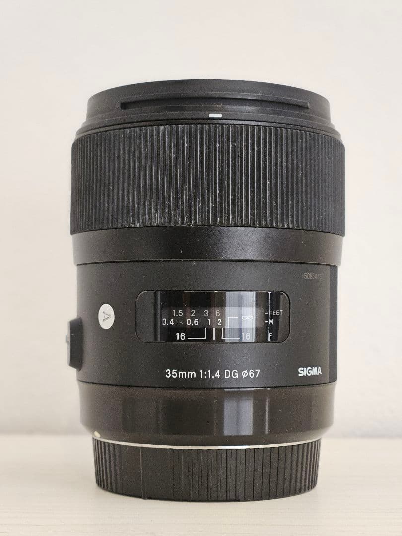 SIGMA 35mm F1.4 DG HSM ART レンズ シグマ　単焦点