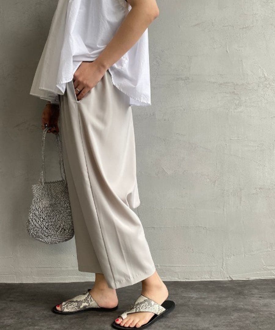 【美品】ミズイロインド〈日本製〉ストレッチ生地サルエルイージーパンツFベージュ