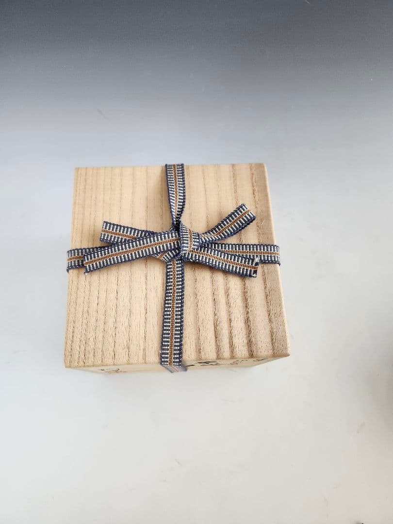 茶碗　抹茶茶碗　阿山作　つばめ　柳　仁清写　柳に燕　京焼　華やか