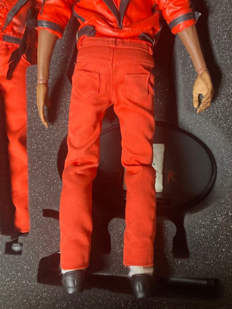 マイケル・ジャクソン スリラー版 フィギュア ホットトイズ