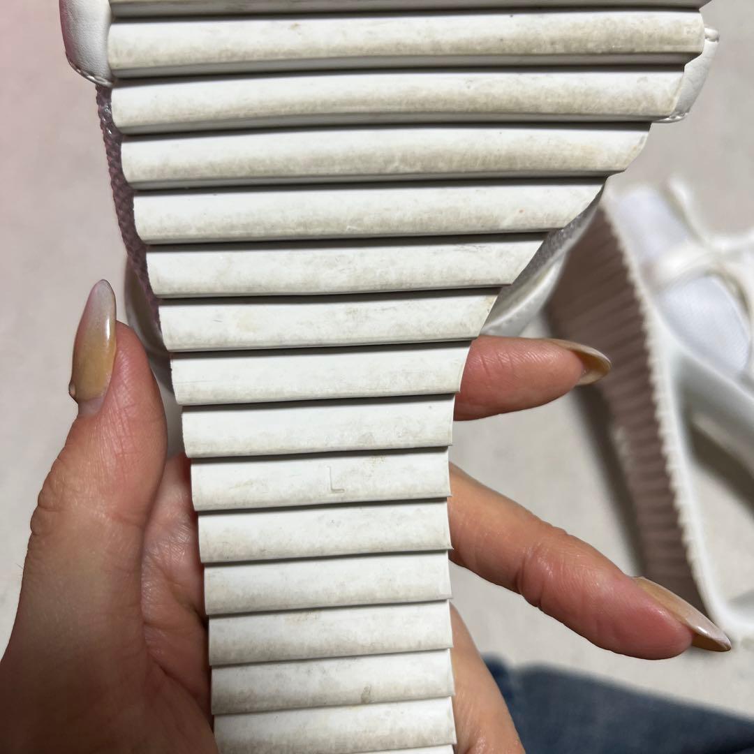 靴 YELLO SCORE DEFORMED WEDGE SANDALS