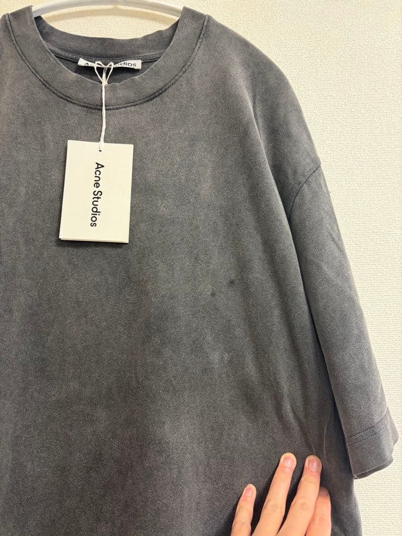 Acne Studiosアクネストゥディオズ　フェード加工クルーネック Tシャツ