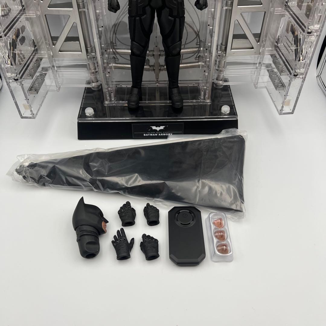 格納庫　バットマン　1/6 フィギュア　ホットトイズ　ダークナイト　セット