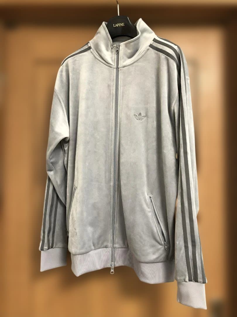 アディダスオリジナル ベロア トラックジャケット サイズS