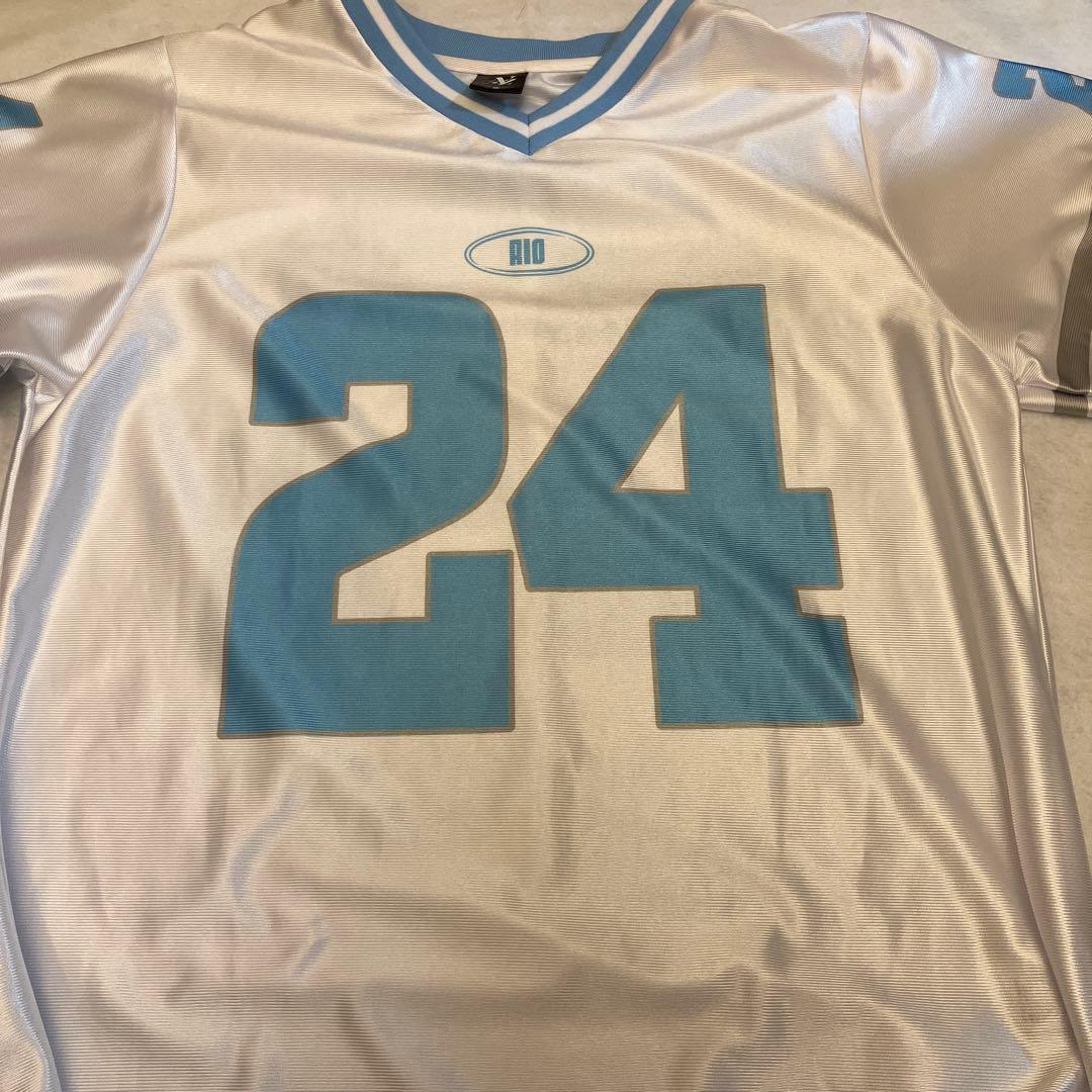 niziu リオユニフォーム、タオル