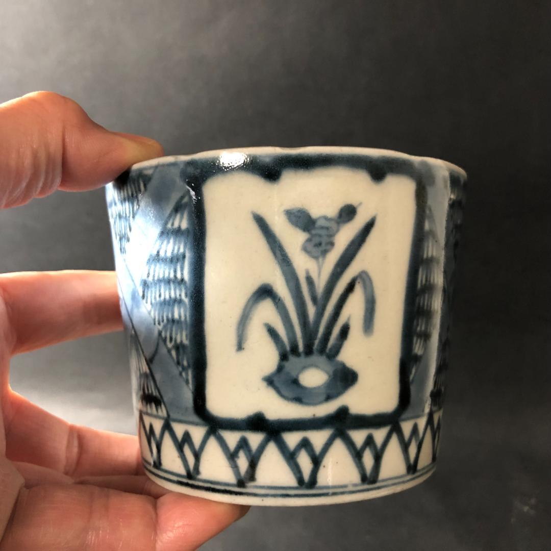 古伊万里　大振り蕎麦猪口　そば猪口　染付　生垣に菖蒲文様　骨董　時代物