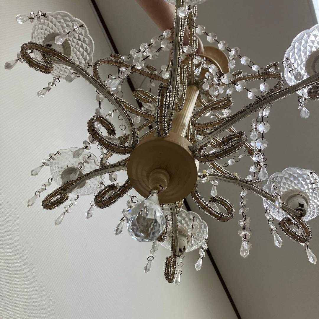 ガラス製 ホワイト シャンデリア 6灯 クリスタル ビーズ 装飾 ライト