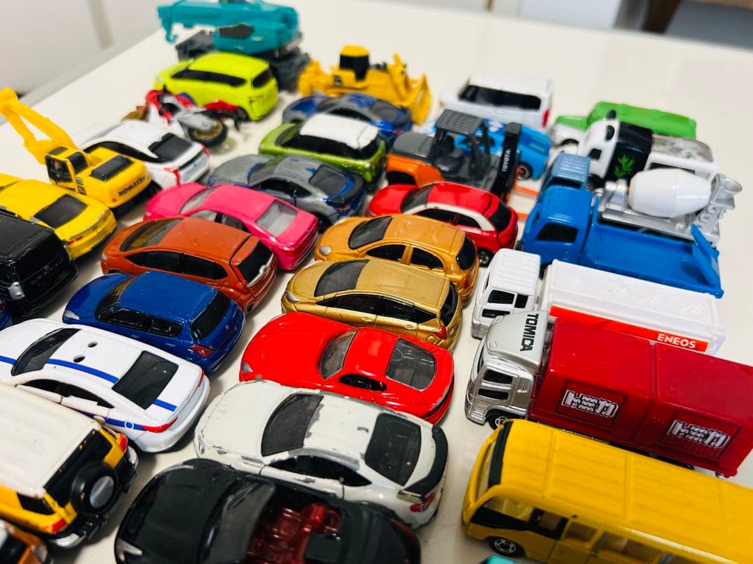 トミカ　まとめ売り39台