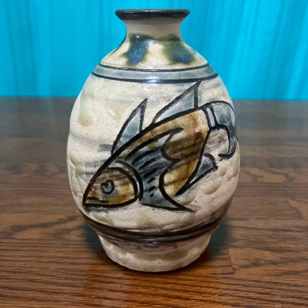 人間国宝　金城次郎　壺