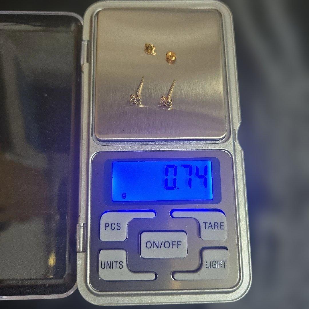 K18 & K18WG シンメトリー花形ダイアモンドスタッドピアス✨