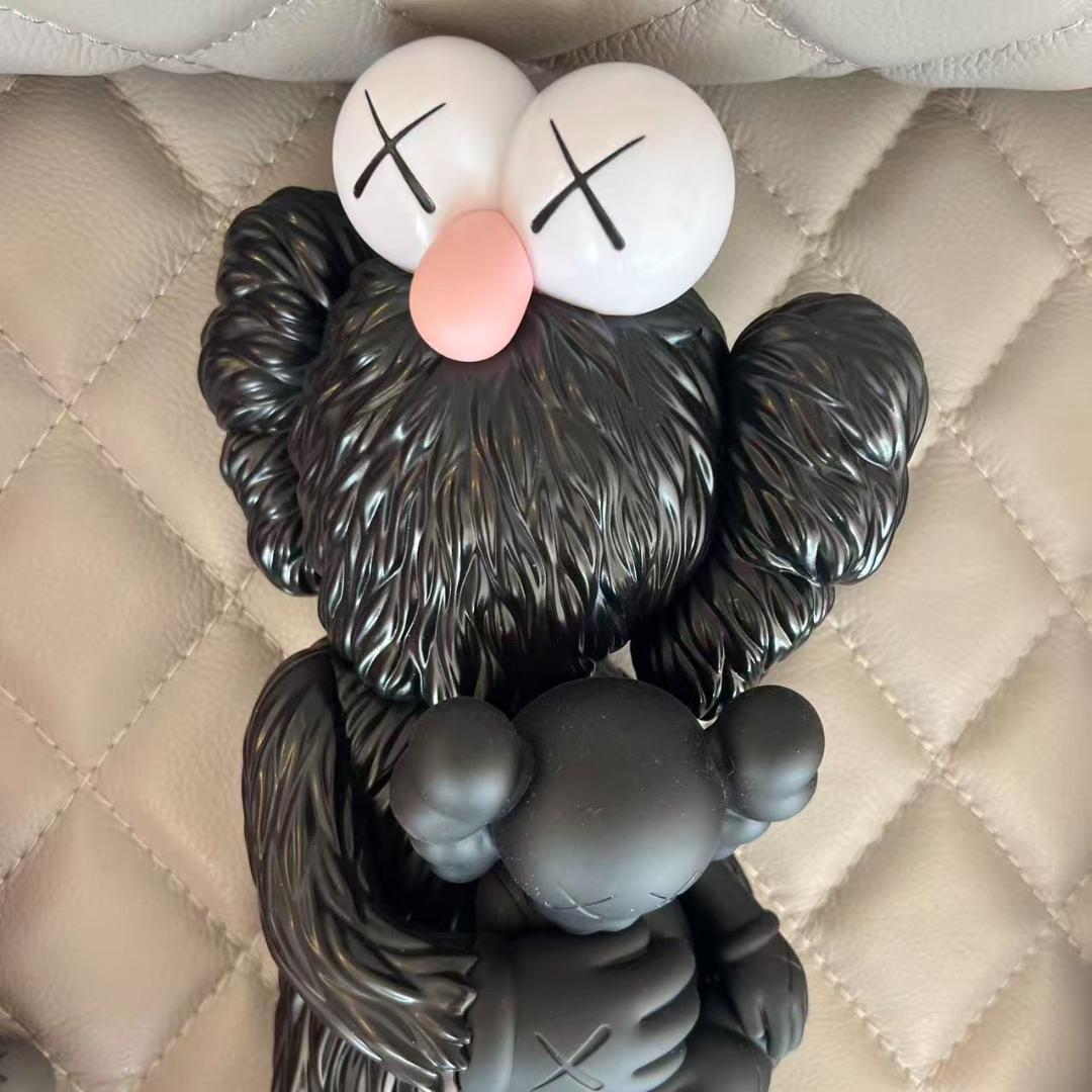レア 希少 KAWS カウズ フィギュア 3点セット ピンク ブラック ブルー