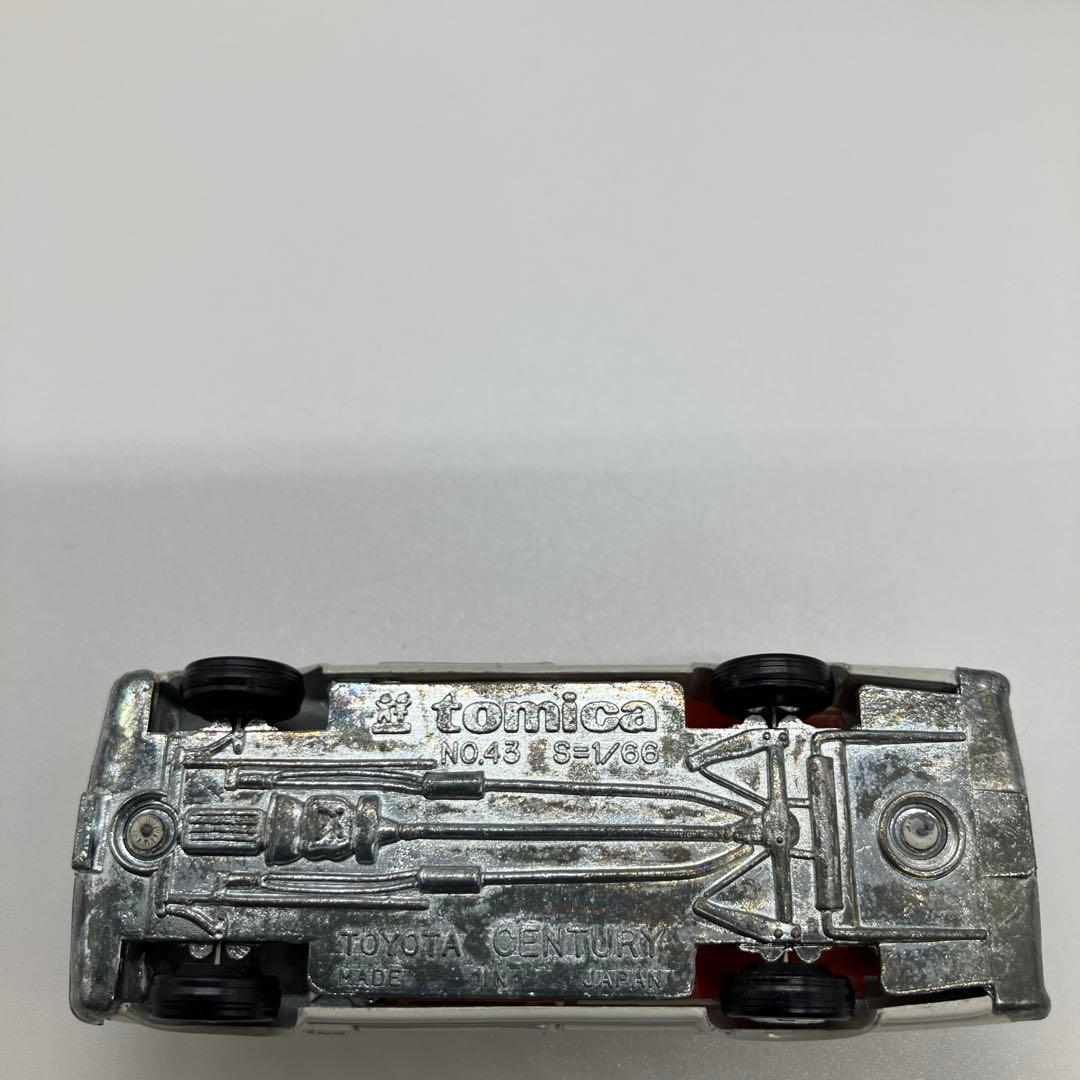 黒箱日本製トミカ　トヨタセンチュリー