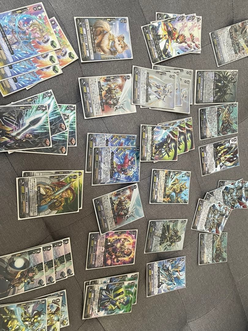 ヴァンガード 引退ゴールドパラディンデッキセット