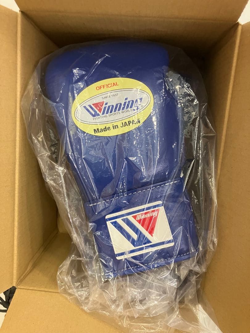 Winning ボクシンググローブ 10oz 青　ヒモ