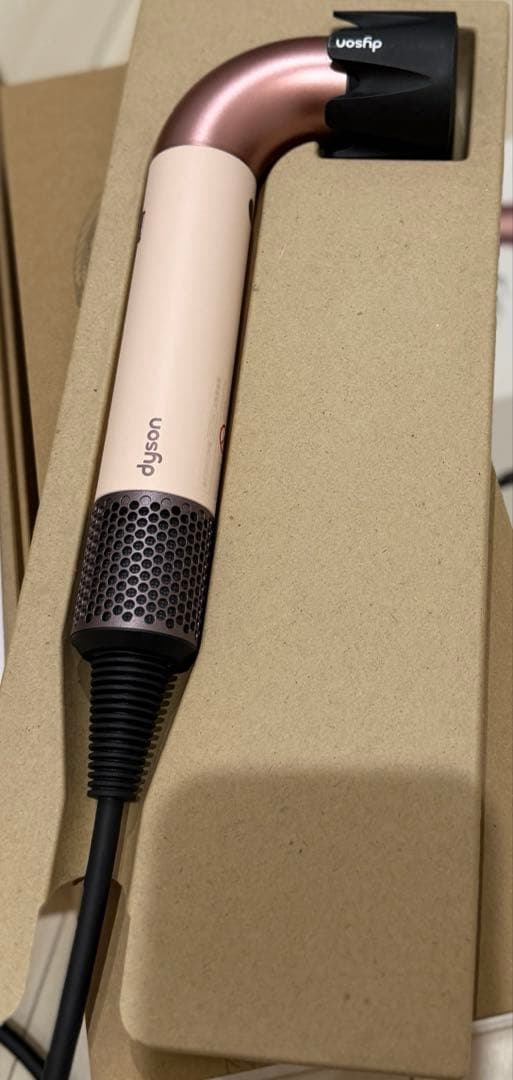 Dyson Supersonic r ヘアドライヤー HD17 最軽量モデル