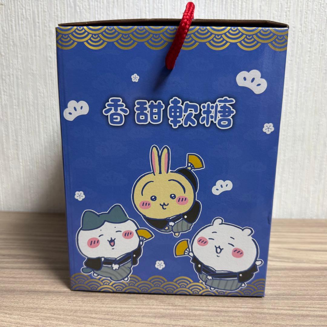 ちいかわ ダルマ型 貯金箱 ちいかわ ハチワレ 台湾 セブンイレブン コンビニ