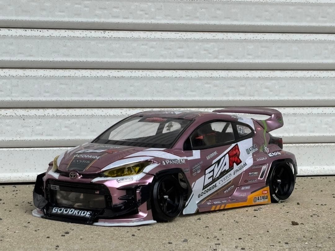 ラジドリボディ アディクション　grヤリス エヴァンゲリオン仕様　塗装済未走行