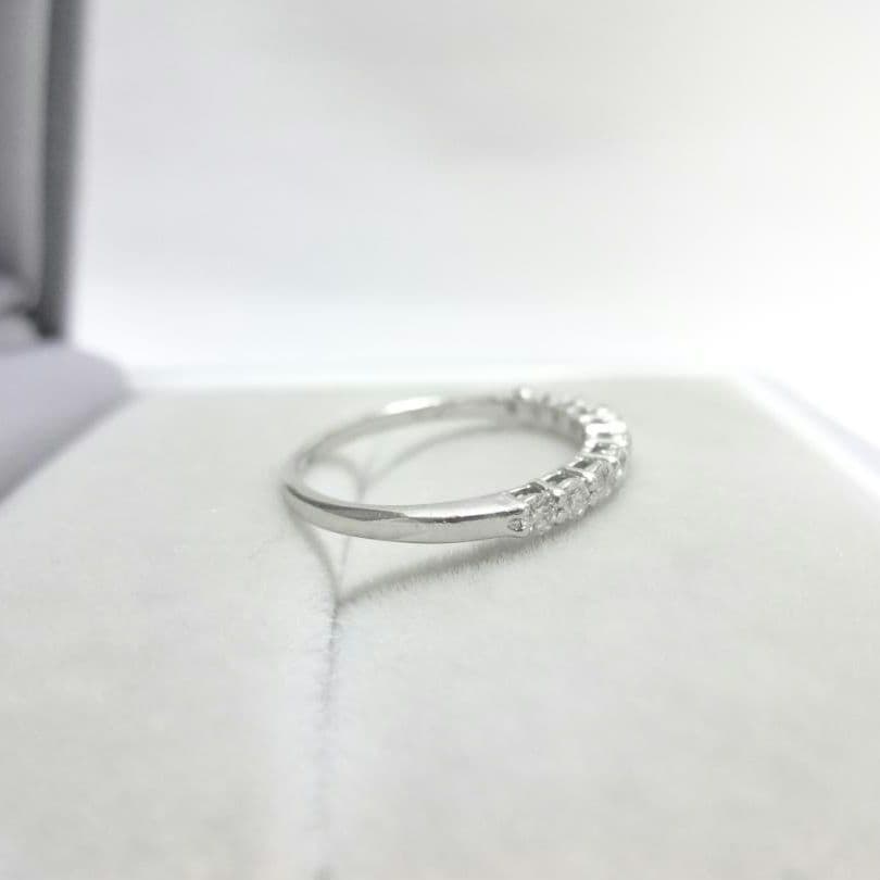 0.20ct　ダイヤモンド　ハーフエタニティ　リング　プラチナ