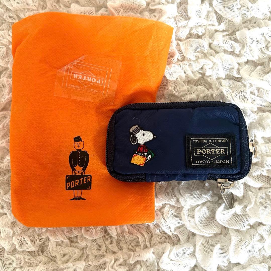 スヌーピーコラボ　PORTER ポーター キーケース スマートキー可 ネイビー