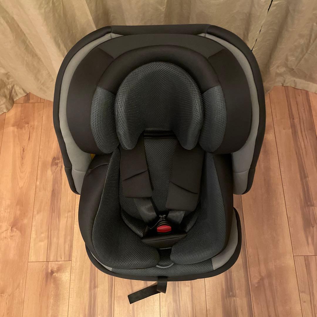 チャイルドシート ネビオ ターンピットF (Nebio TurnPit F)